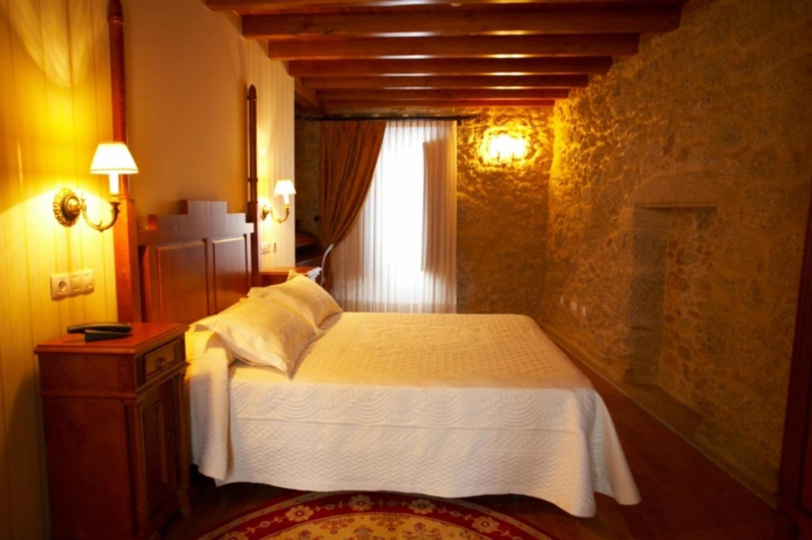 Hotel Vila Do Val O Valadouro ภายนอก รูปภาพ