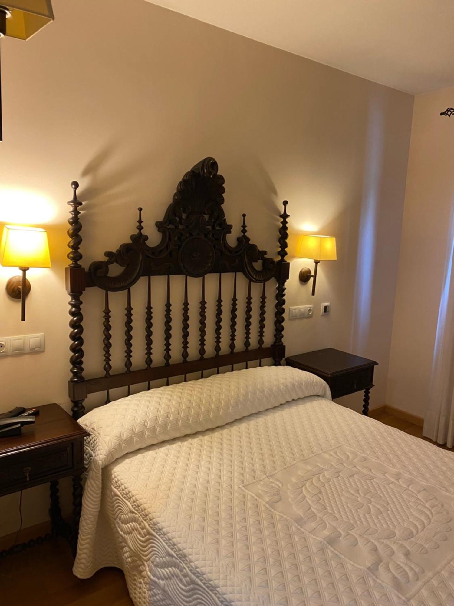 Hotel Vila Do Val O Valadouro ภายนอก รูปภาพ