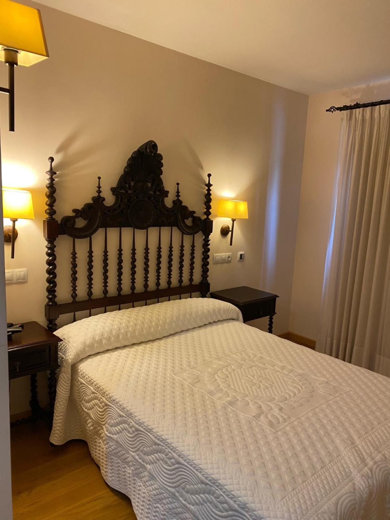 Hotel Vila Do Val O Valadouro ภายนอก รูปภาพ